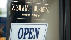 hand-unrecognizable-woman-with (1)